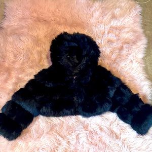 Cropped fur coat!!!